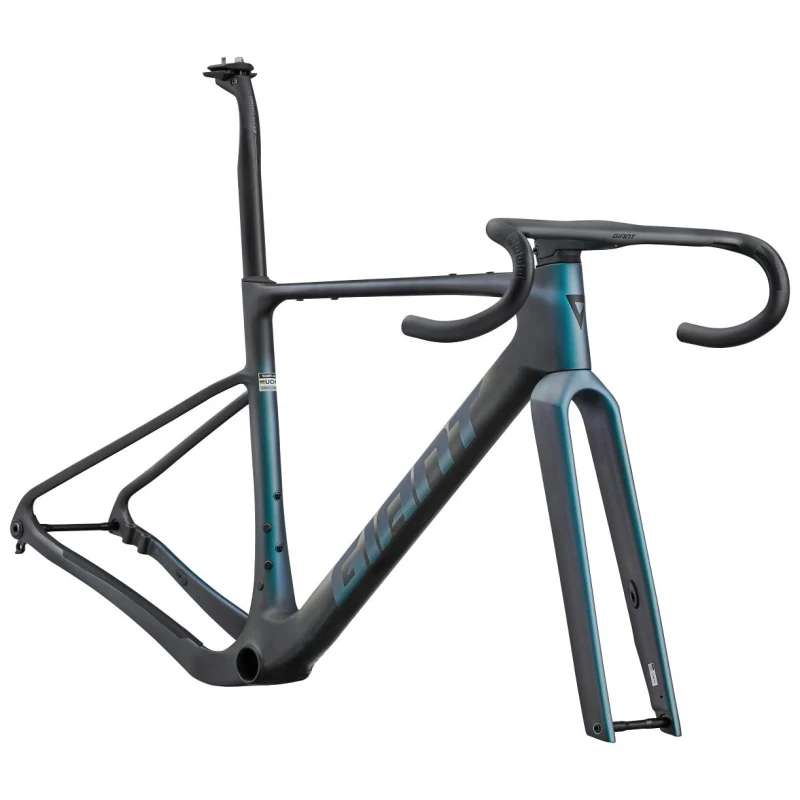 Giant MY27 Revolt Advanced SL Frameset - Image 2