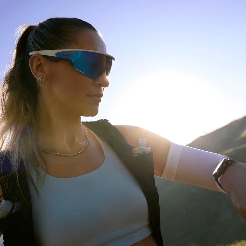 Oakley Meta Vanguard Sunglasses - Image 17