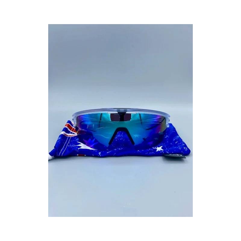 Oakley X Giant Brisbane Collab Sphaera Prizm Sapphire Sunglasses - Image 5