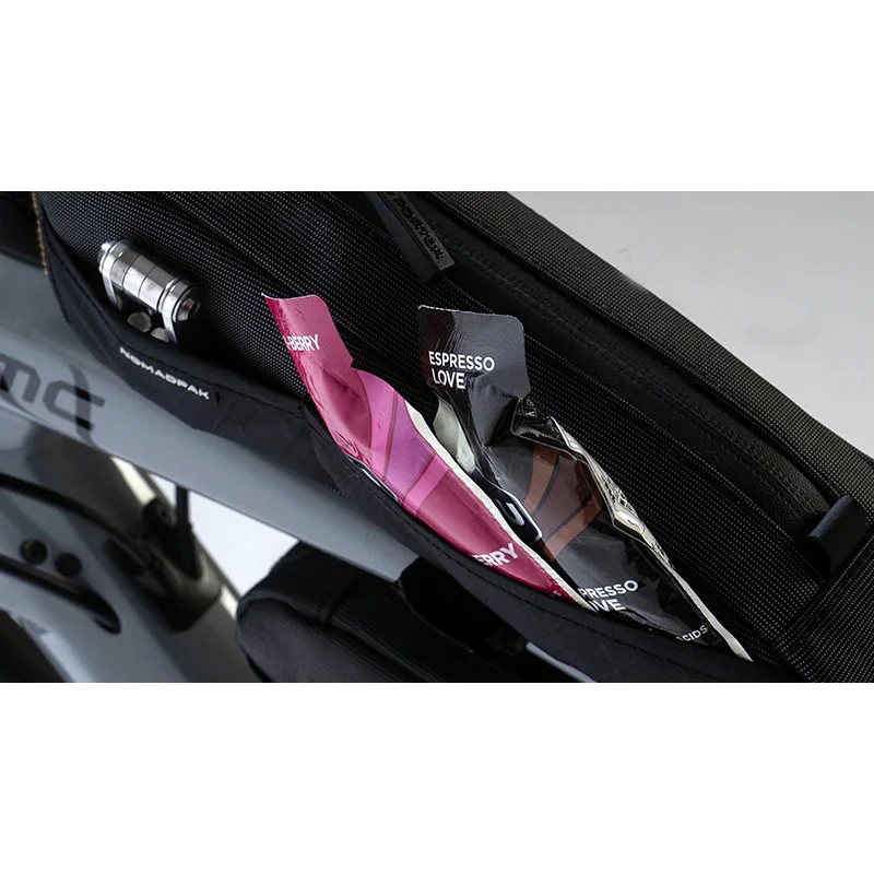 Ulac Trekking GT Bolt-on Top Tube Bag 1.0L - Image 6